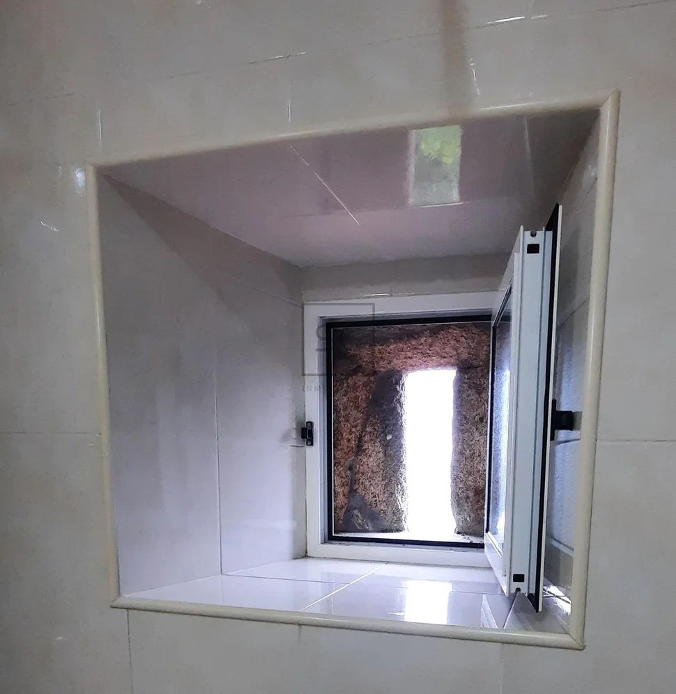 Casa de piedra con vistas al mar en doniños