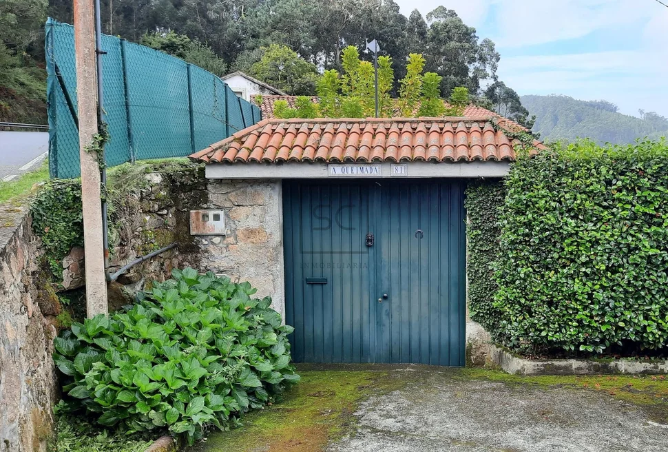Casa de piedra con vistas al mar en doniños
