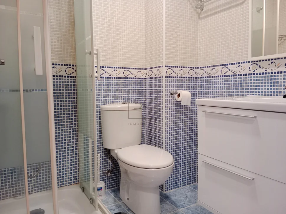 Apartamento con plaza de garaje en valdoviño