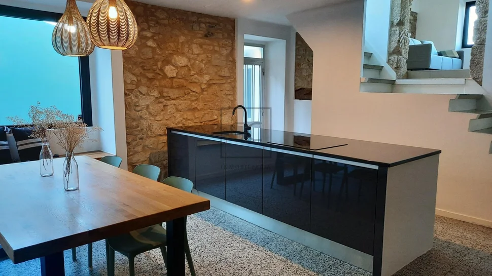 Amplia casa con vistas al mar en san xurxo