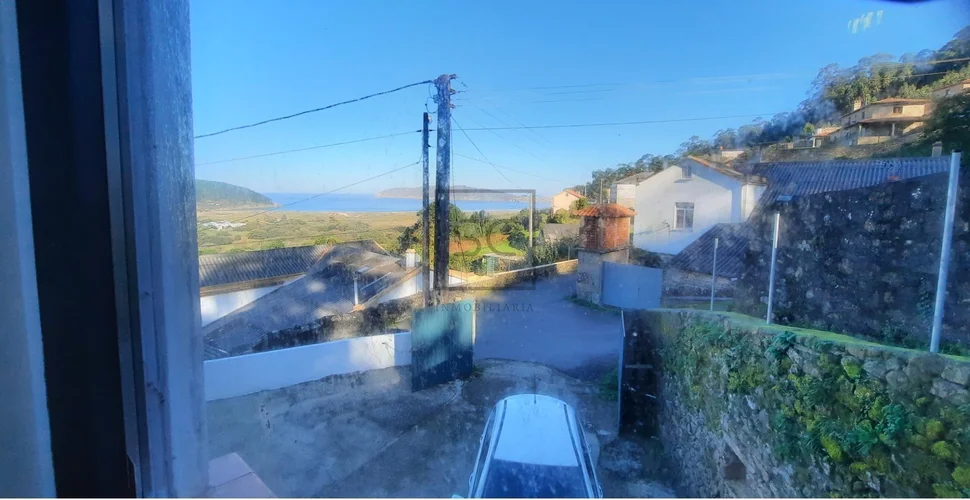 Amplia casa con vistas al mar en san xurxo