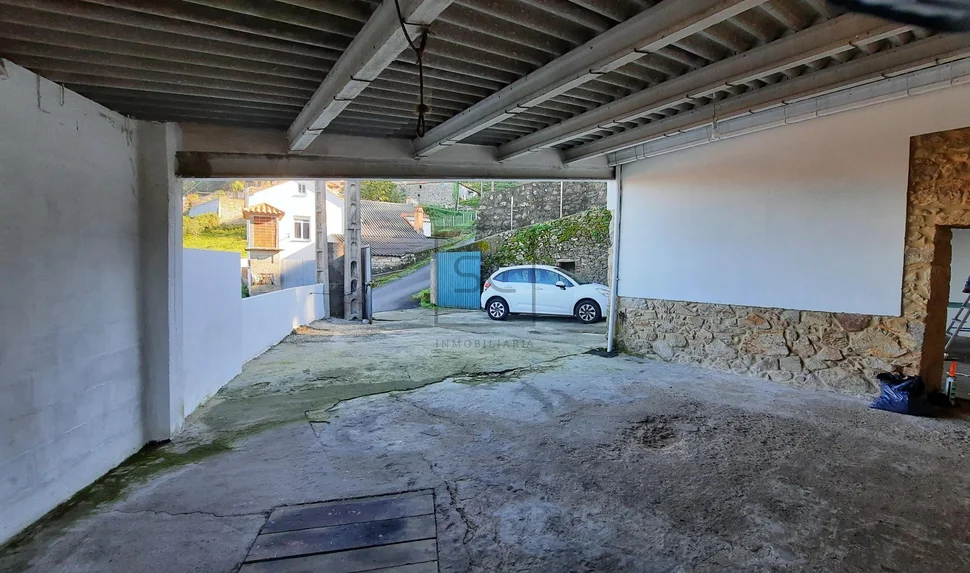 Amplia casa con vistas al mar en san xurxo