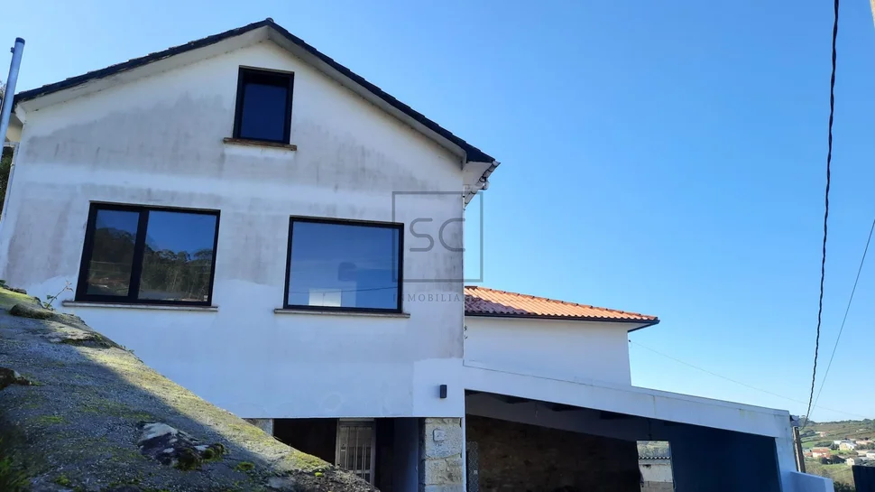 Amplia casa con vistas al mar en san xurxo