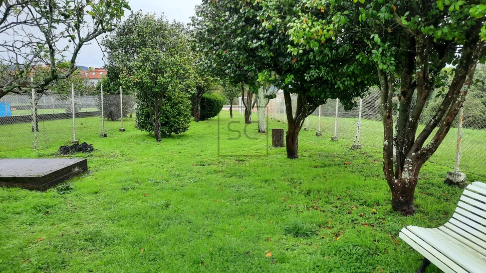 Casa con finca en piñeiros-naron