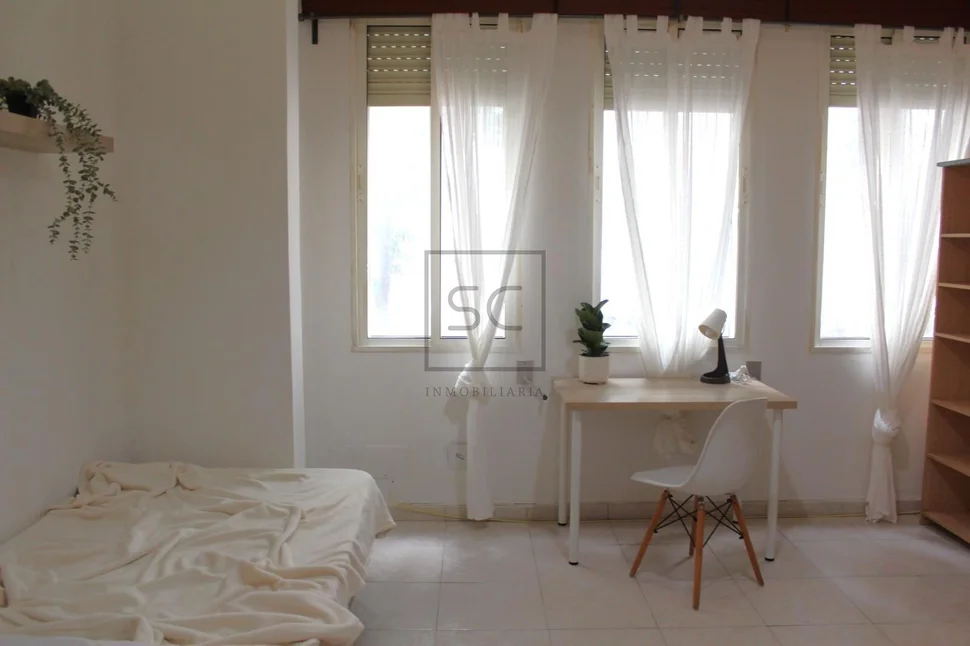 Primera planta amueblada zona plaza españa