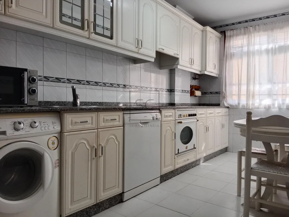 Piso con trastero y garaje en ferrol