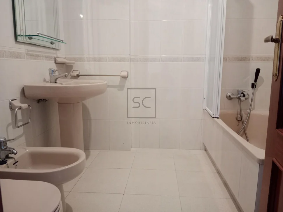 Piso con trastero y garaje en ferrol