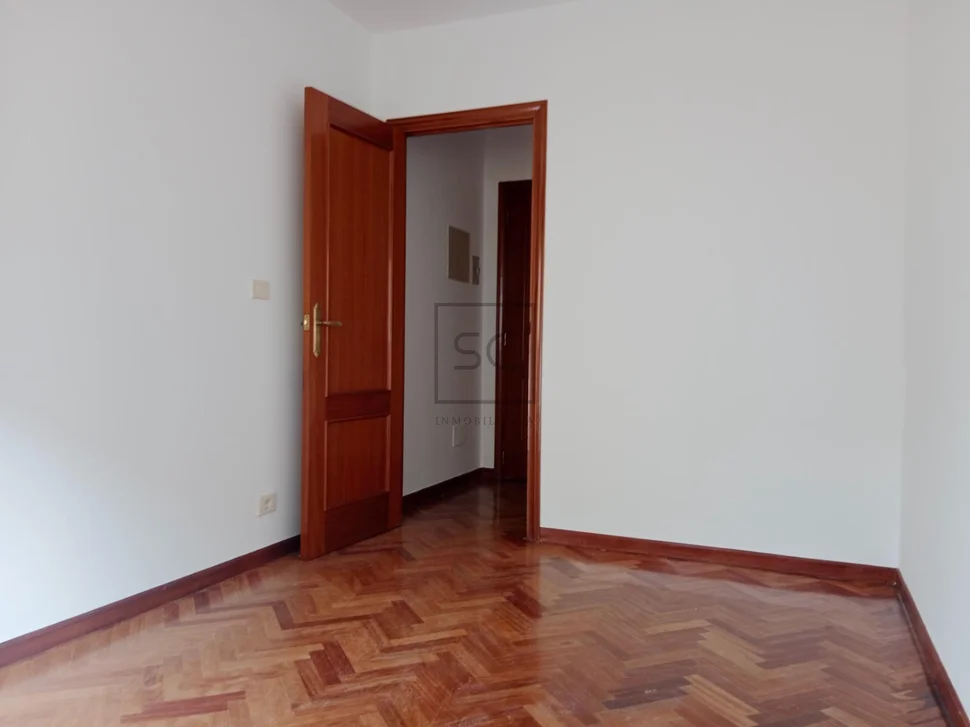 Piso con trastero y garaje en ferrol