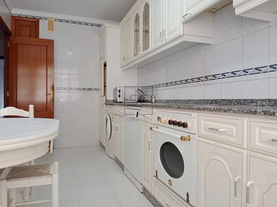 Piso con trastero y garaje en ferrol