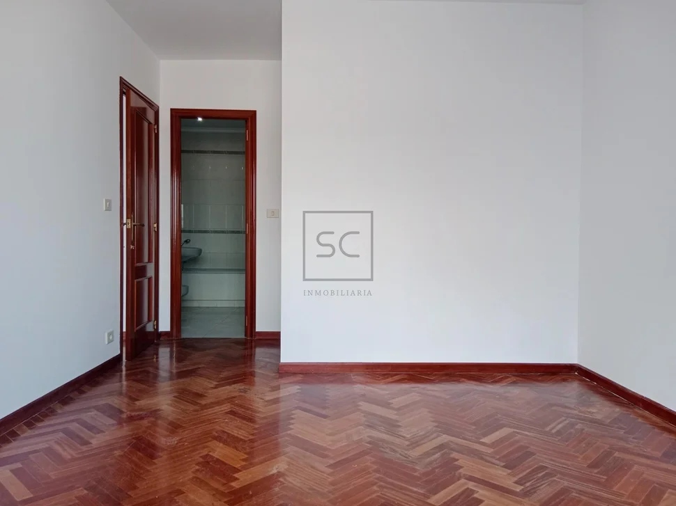 Piso con trastero y garaje en ferrol