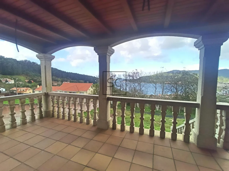 Chalet en campo da cruz-cedeira