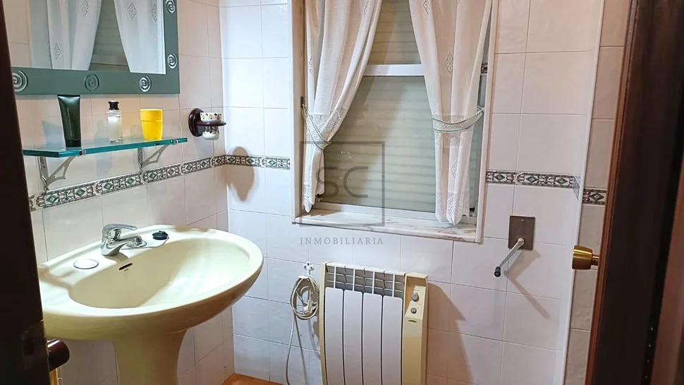 Casa con vistas a la ria en neda