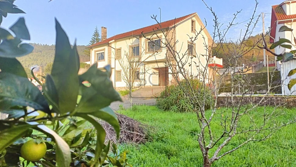 Casa con vistas a la ria en neda