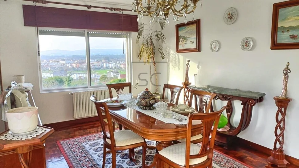 Casa con vistas a la ria en neda