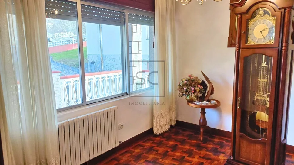 Casa con vistas a la ria en neda