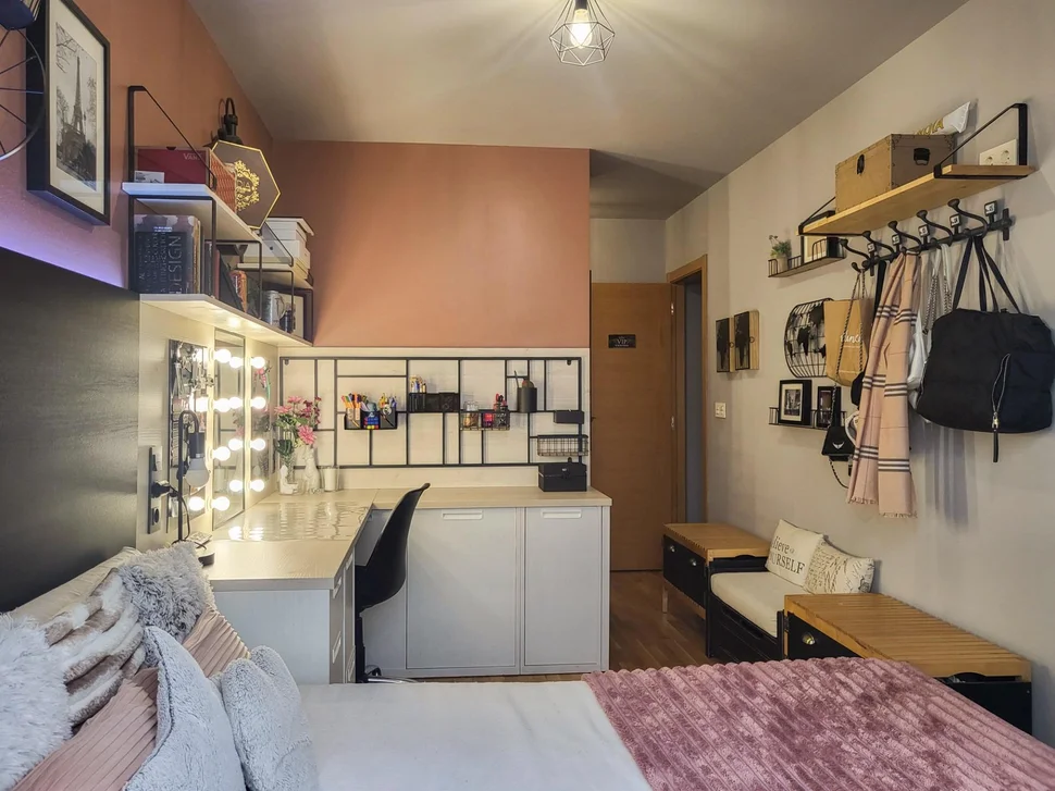 Amplio piso en ares con trastero y garaje cercano a la playa