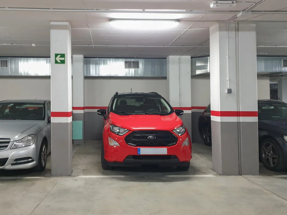 Amplio piso en ares con trastero y garaje cercano a la playa