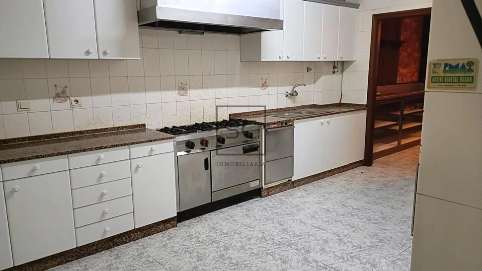 Local comercial en a gándara, narón