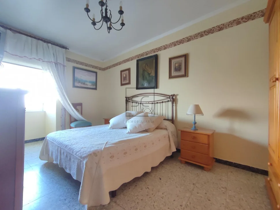 Bonita casa de dos alturas en valdoviño