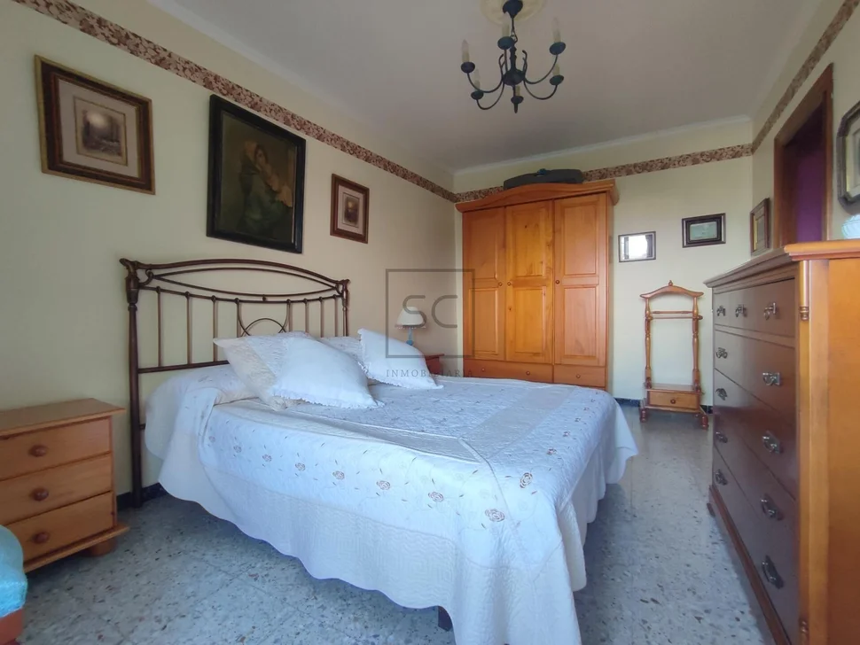 Bonita casa de dos alturas en valdoviño