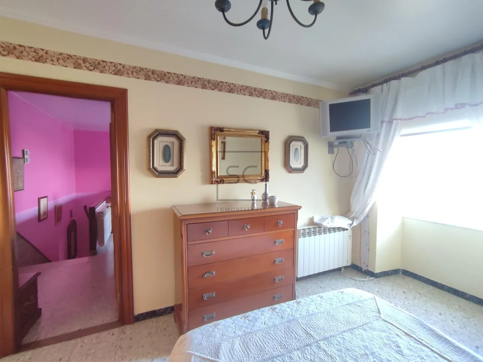 Bonita casa de dos alturas en valdoviño