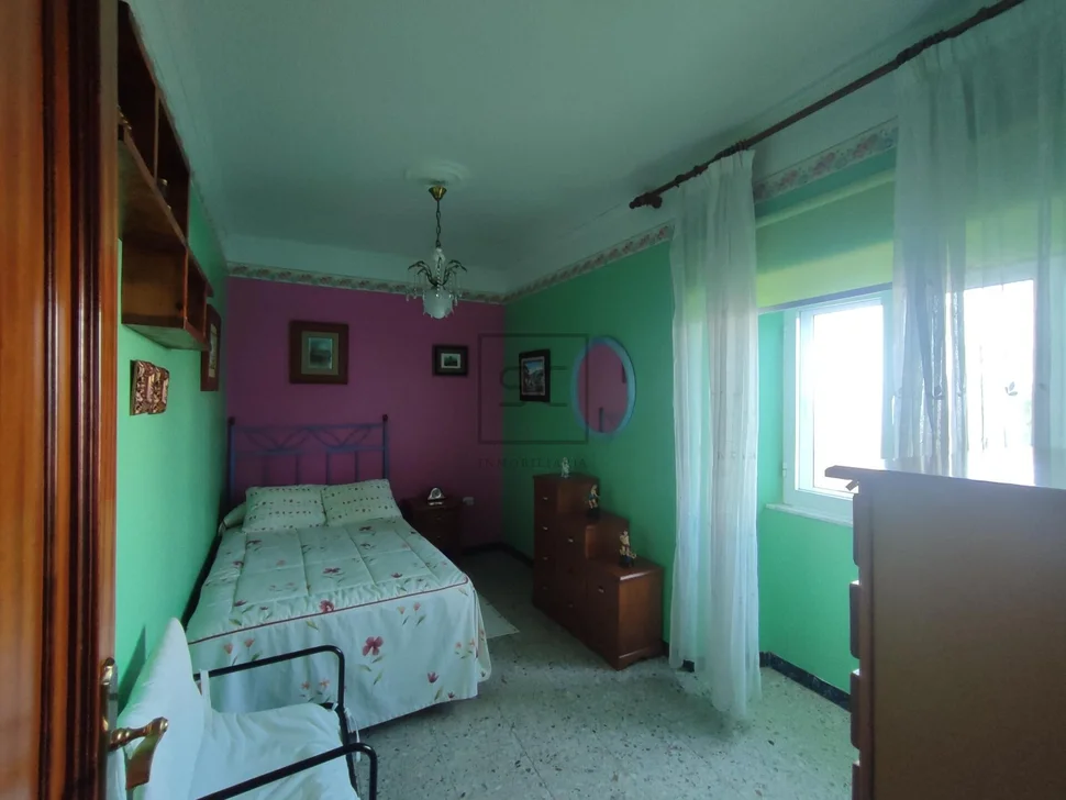 Bonita casa de dos alturas en valdoviño