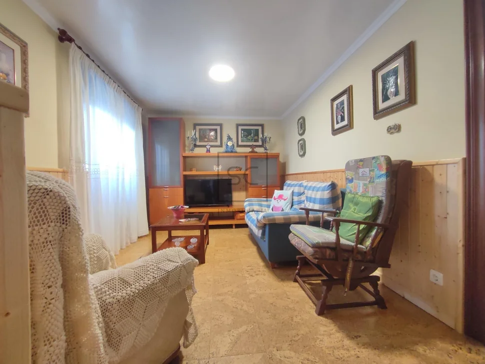 Bonita casa de dos alturas en Valdoviño – foto 3