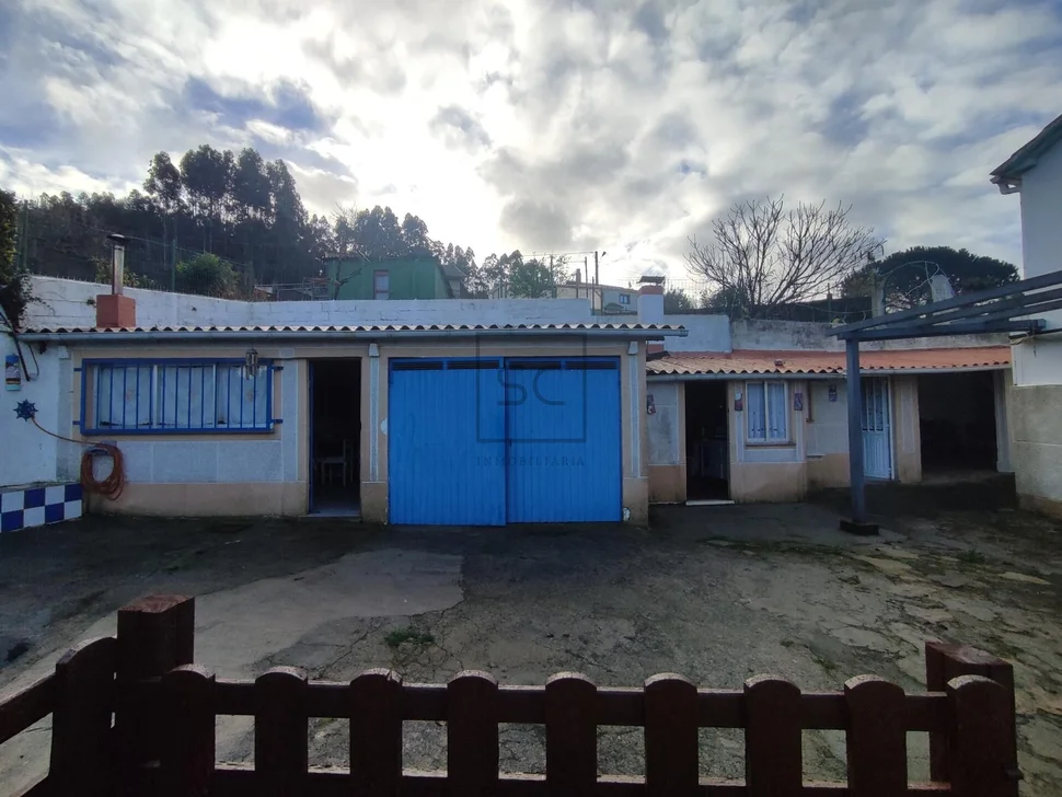 Bonita casa de dos alturas en valdoviño
