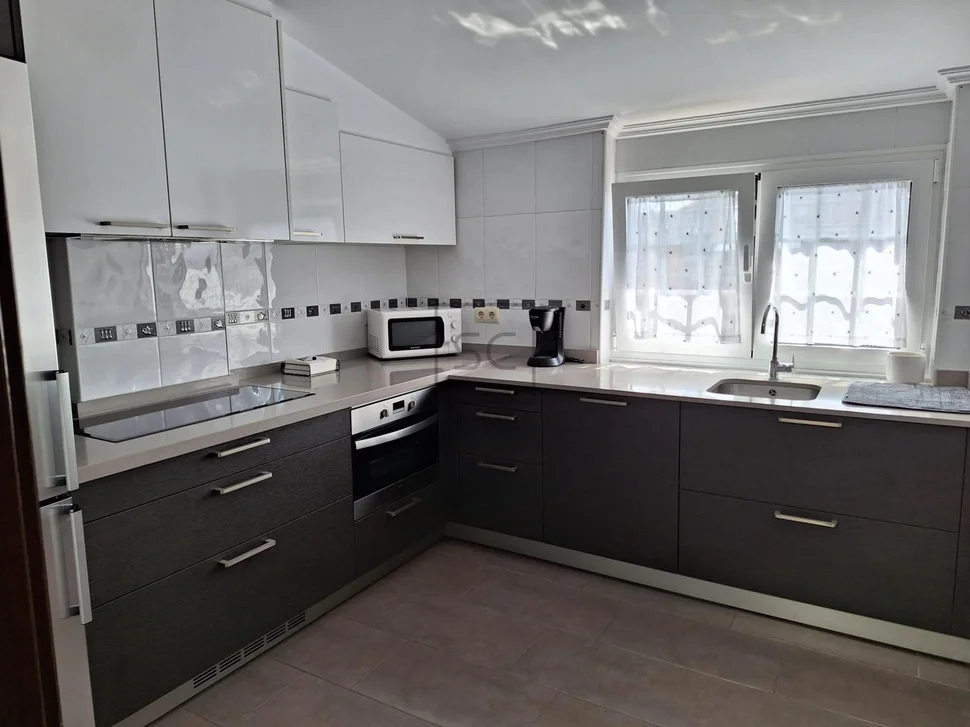 Bonito piso en el centro de ares