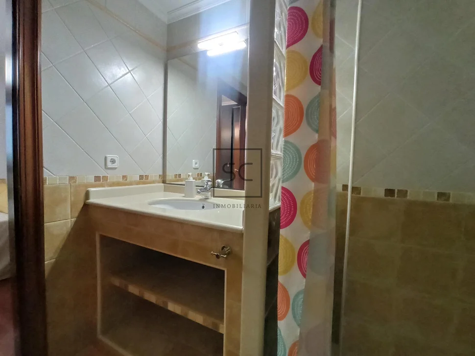 Piso amueblado con ascensor y garaje en narón