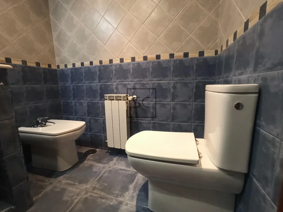 Piso amueblado con ascensor y garaje en narón