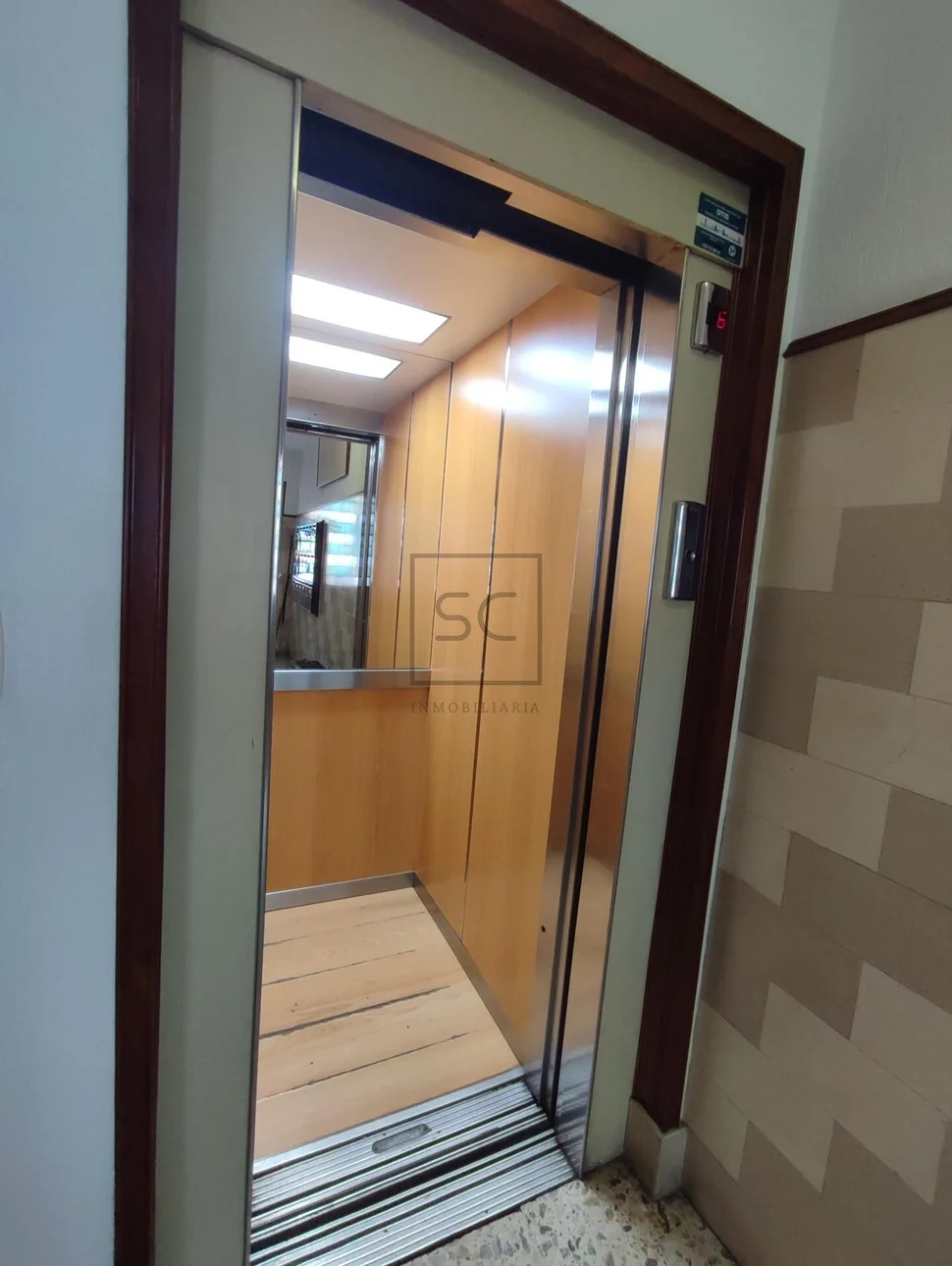 Amplio piso en la zona de caranza ferrol