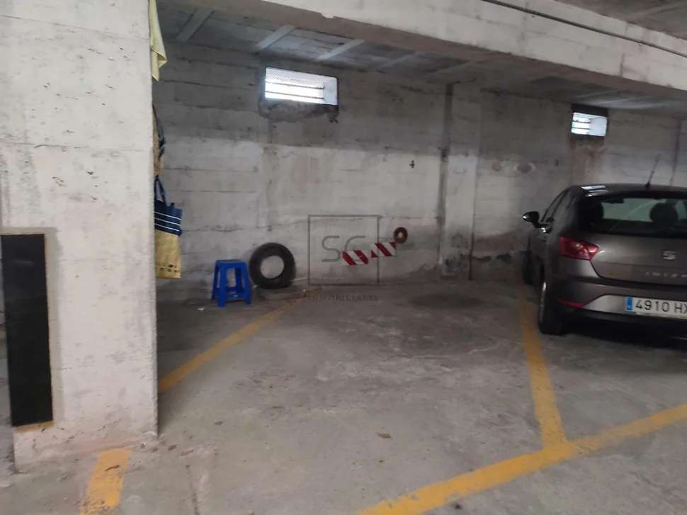 Amplio piso en la zona de caranza ferrol