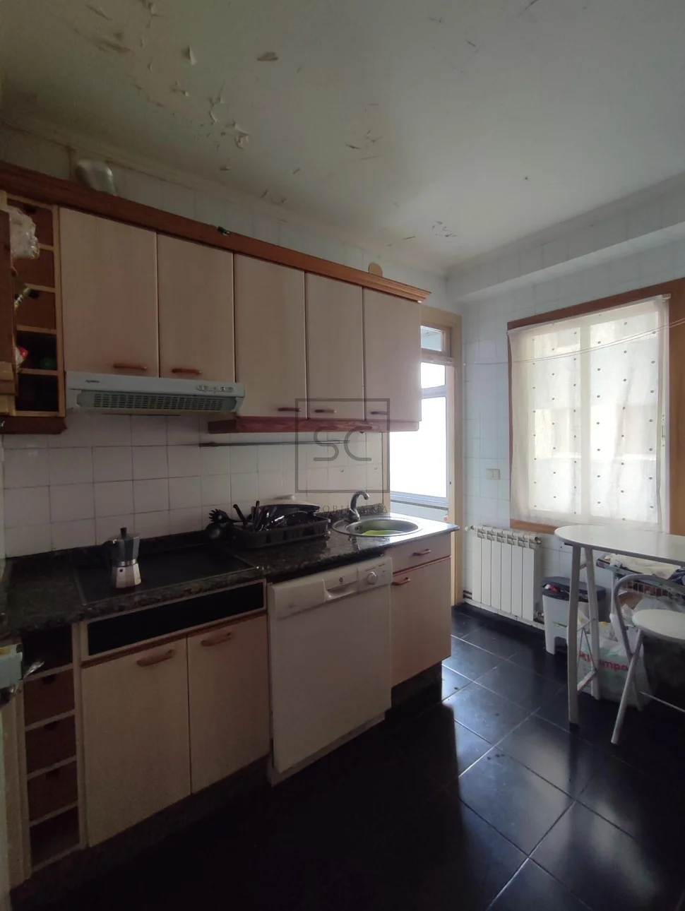 Amplio piso en la zona de caranza ferrol