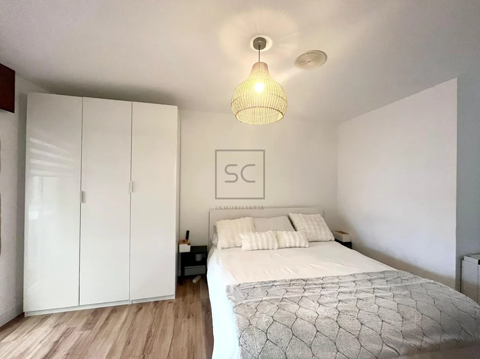 Luminoso primero sin ascensor en narón