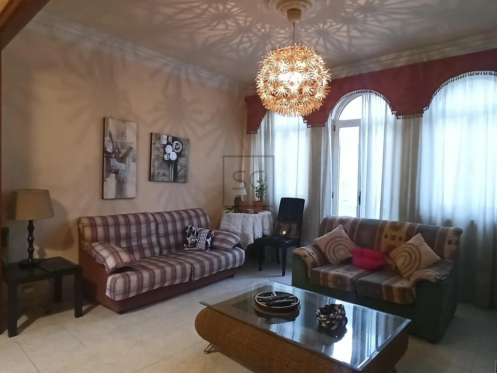 Piso sin ascensor y con balcon en ferrol