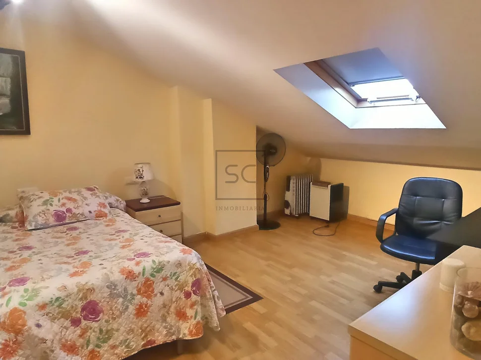 Piso sin ascensor y con balcon en ferrol