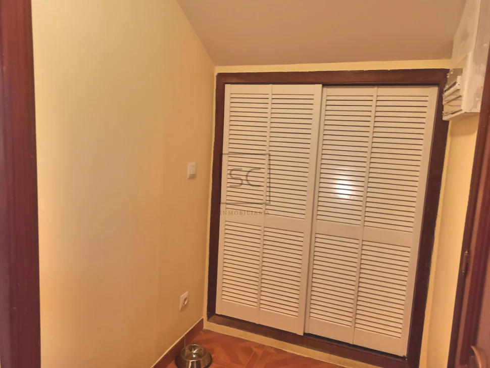 Piso sin ascensor y con balcon en ferrol