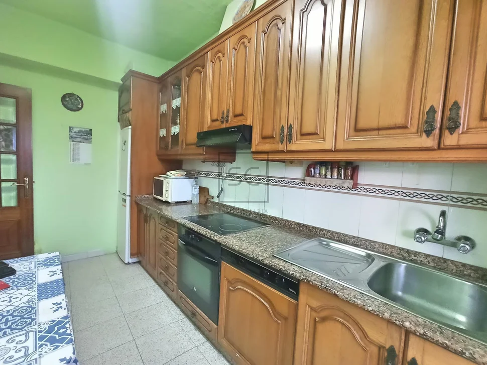 Piso sin ascensor y con balcon en ferrol