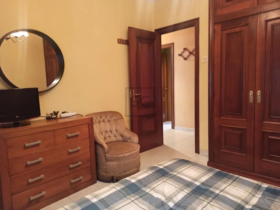 Piso sin ascensor y con balcon en ferrol