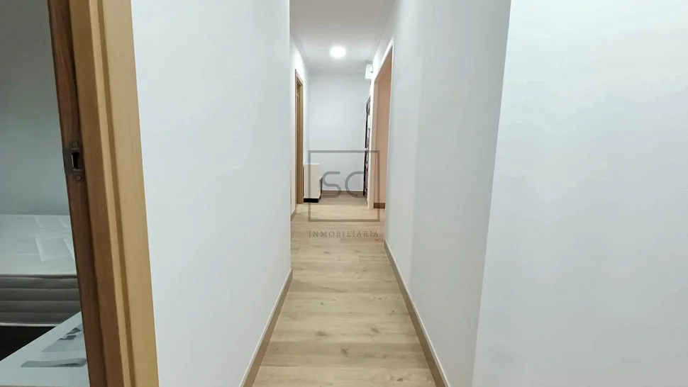 Piso reformado con tres habitaciones en santa cecilia, narón