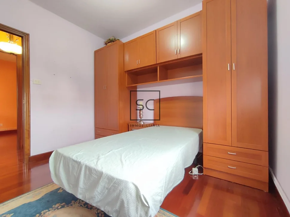 Amplio primero sin ascensor en fene