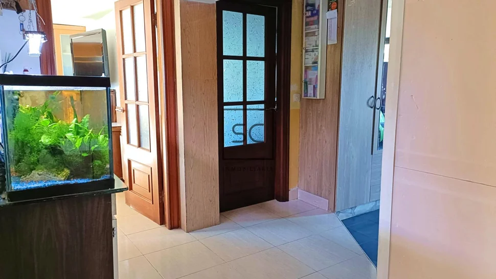 Amplia casa con tres plantas en san mateo, narón