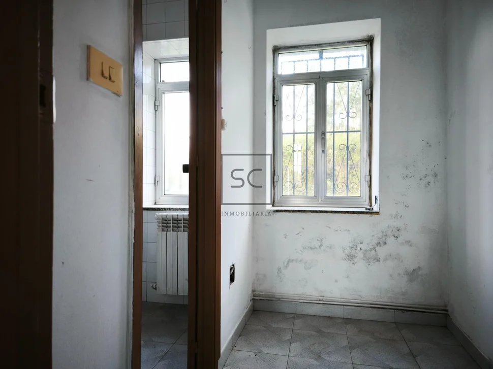 Casa con finca y garaje en cerdido