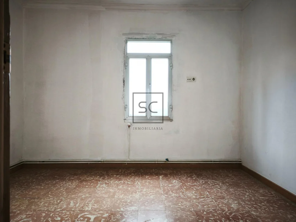 Casa con finca y garaje en cerdido