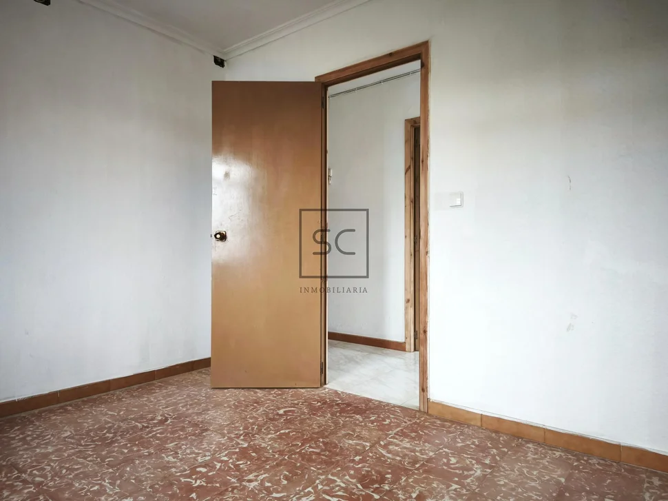 Casa con finca y garaje en cerdido