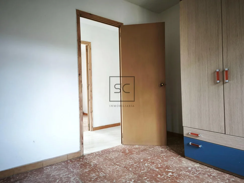 Casa con finca y garaje en cerdido