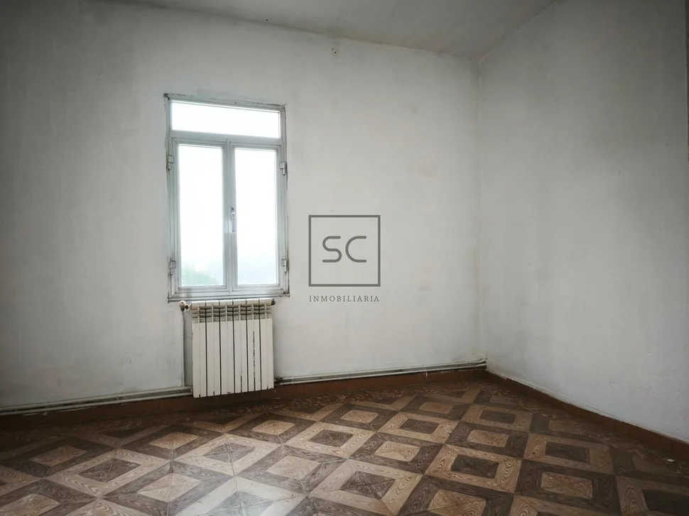 Casa con finca y garaje en cerdido