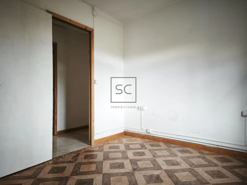 Casa con finca y garaje en cerdido