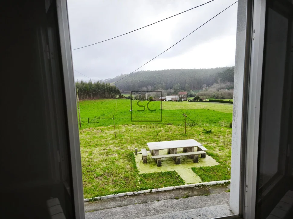 Casa con finca y garaje en cerdido